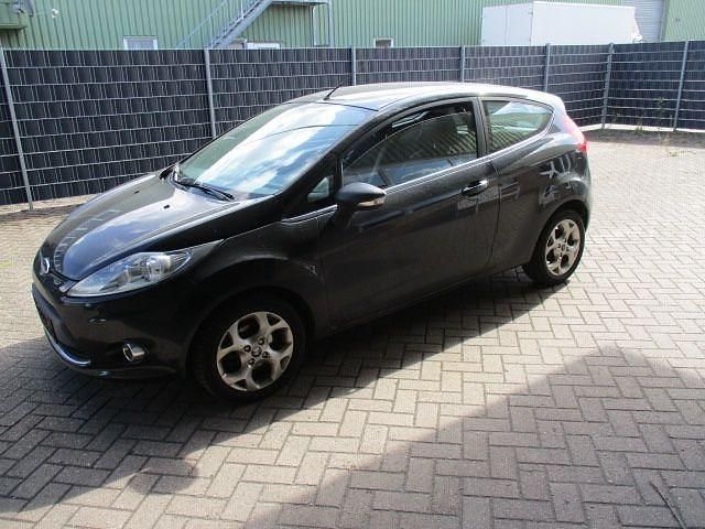 Schwarz Gebraucht 2009 Ford Fiesta Titanium Kleinwagen | 2.400 € (Fairer Preis) - Bild 1/4