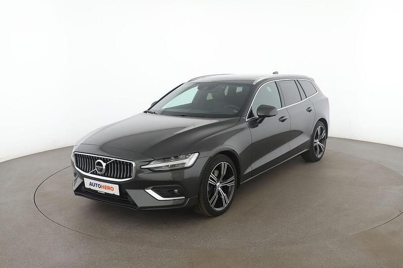 Grau Gebraucht 2020 Volvo V60 Inscription Kombi | 31.890 € (Fairer Preis) - Bild 1/3