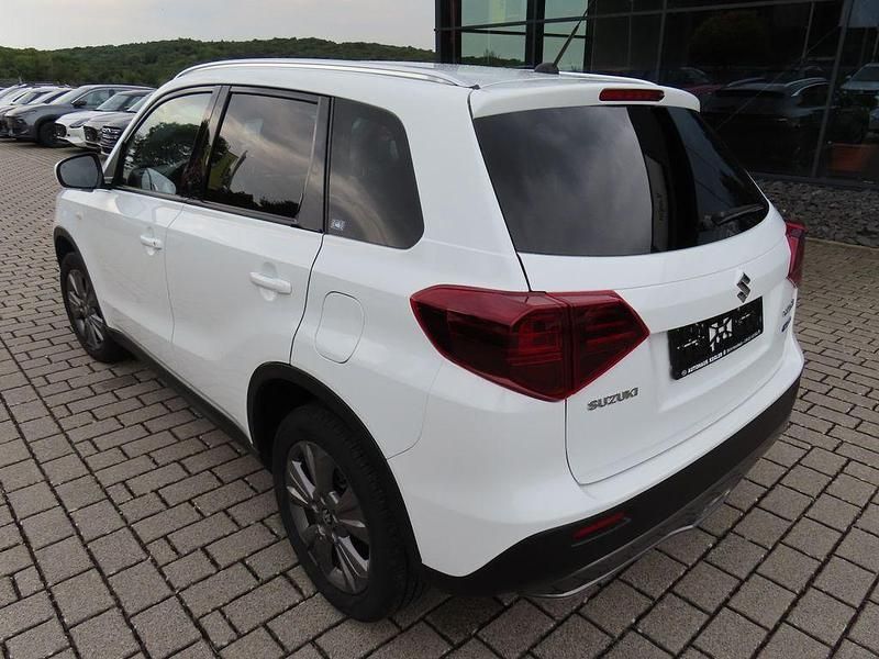 Gebraucht Suzuki Vitara Comfort 129 PS (94 kW) 2023 Weiß SUV