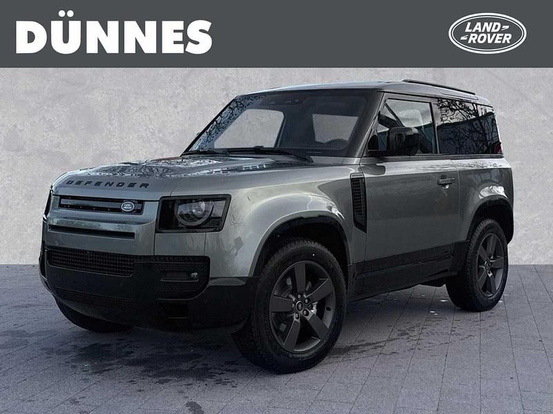 Grün (pangeagreen metallic) Neu 2025 Land Rover Defender SE Dynamic SUV | 84.965 € (Teuer) - Bild 1/4