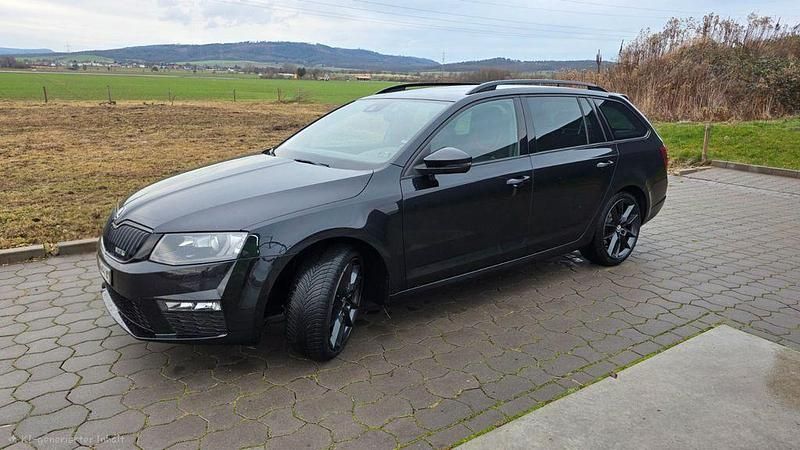 Schwarz Gebraucht 2015 Skoda Octavia RS Kombi | 11.000 € (Guter Preis) - Bild 1/4