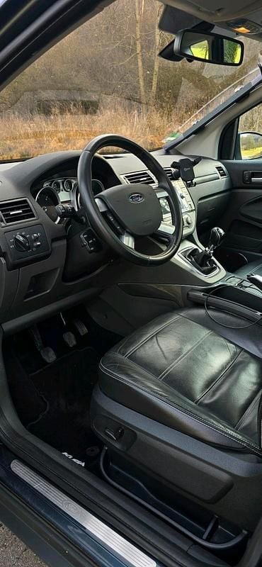 Gebraucht Ford Kuga 140 PS (102 kW) 2010 Grau SUV