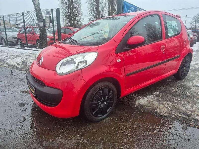 Gebraucht Citroën C1 Style 68 PS (50 kW) 2008 Zu rot 3p0/deckende lackierung Kleinwagen