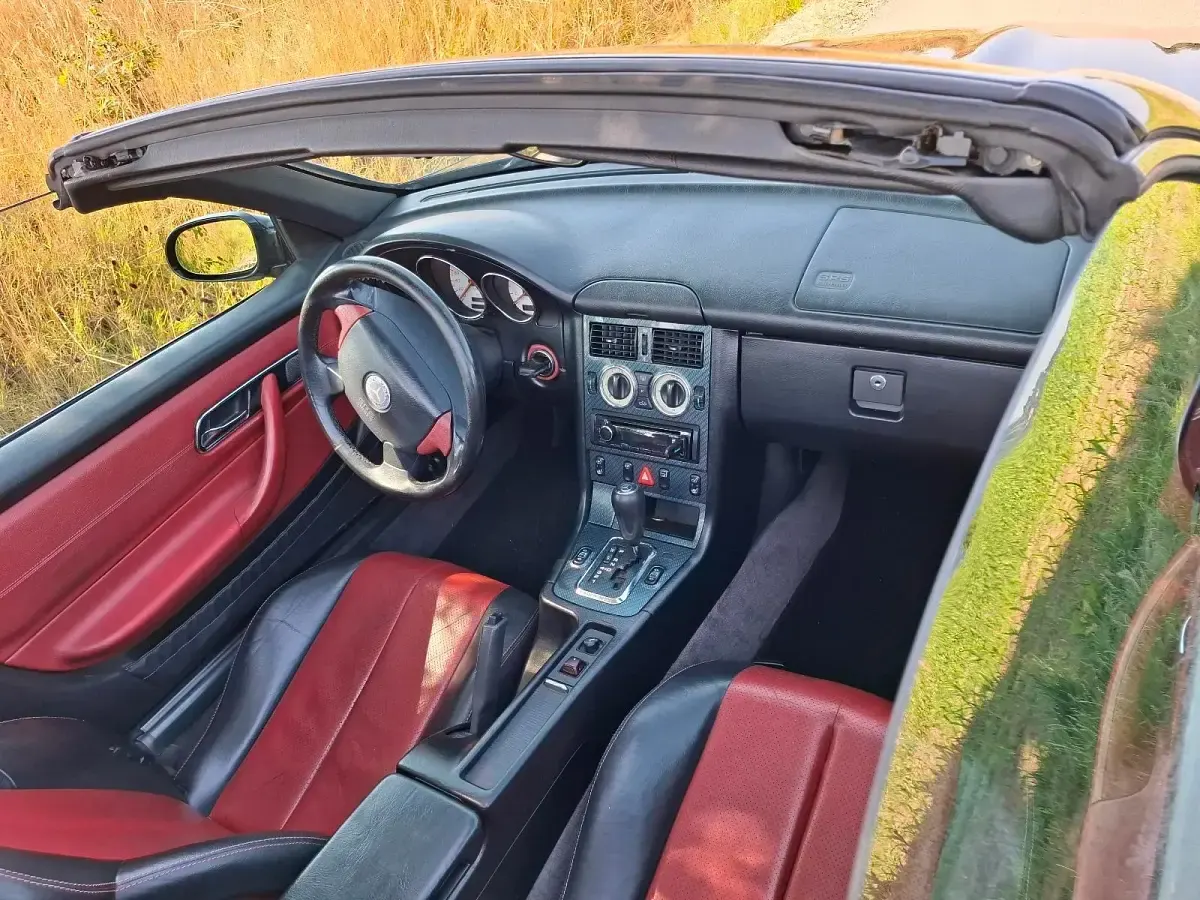 Gebraucht Mercedes SLK230 193 PS (141 kW) 1997 Schwarz Cabrio