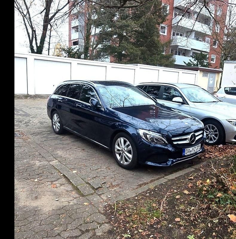 Gebraucht Mercedes C250 Avantgarde 211 PS (155 kW) 2016 Blau Kombi