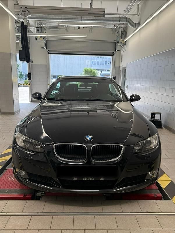 Schwarz Gebraucht 2008 BMW 320 Cabriolet Cabrio | 7.300 € (Superpreis) - Bild 1/4