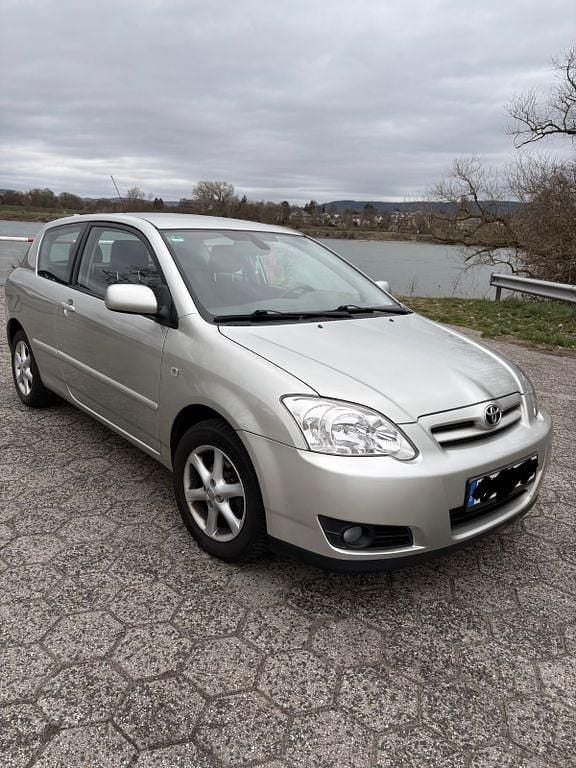 Gebraucht Toyota Corolla Sol 110 PS (80 kW) 2005 Silber Limousine
