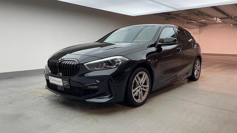 Gebraucht BMW 118 Efficient Dynamics 136 PS (100 kW) 2024 Saphirschwarz metallic Kleinwagen