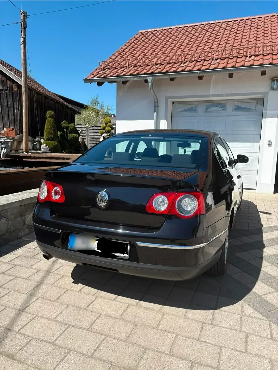 Usata VW Passat 102 CV (75 kW) 2008 Nero Berlina