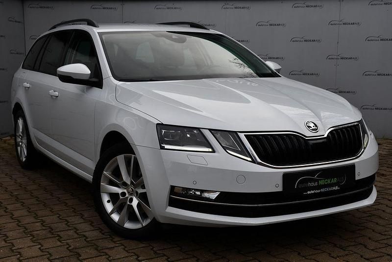Weiß Gebraucht 2018 Skoda Octavia Style Kombi | 14.480 € (Fairer Preis) - Bild 1/4