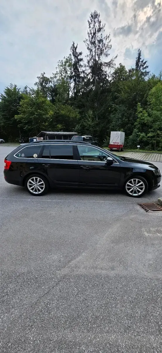 Gebraucht Skoda Octavia Elegance 150 PS (110 kW) 2014 Schwarz Kombi