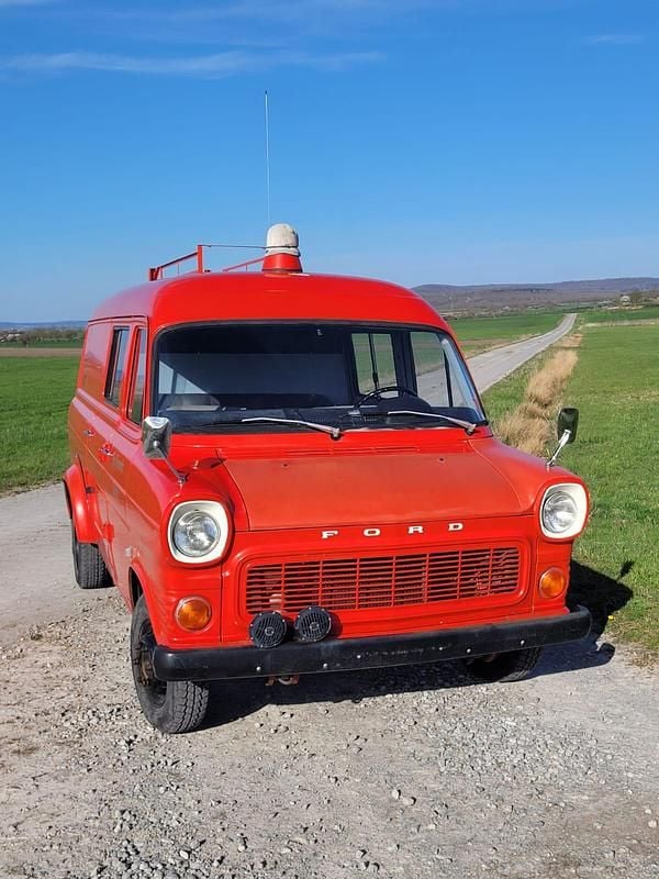 Gebraucht Ford Transit 1971 Rot Limousine