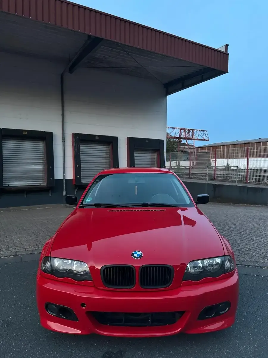 Gebraucht BMW 328 M Sport 193 PS (141 kW) 1998 Rot Limousine