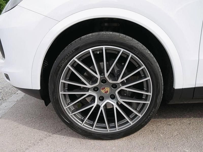 Gebraucht Porsche Cayenne 340 PS (250 kW) 2022 Weiß SUV
