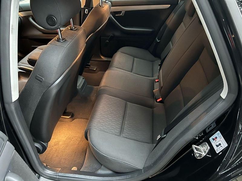 Gebraucht Audi A4 140 PS (102 kW) 2007 Schwarz Kombi