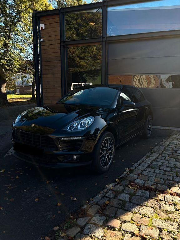 Gebraucht Porsche Macan S 258 PS (189 kW) 2017 Schwarz SUV