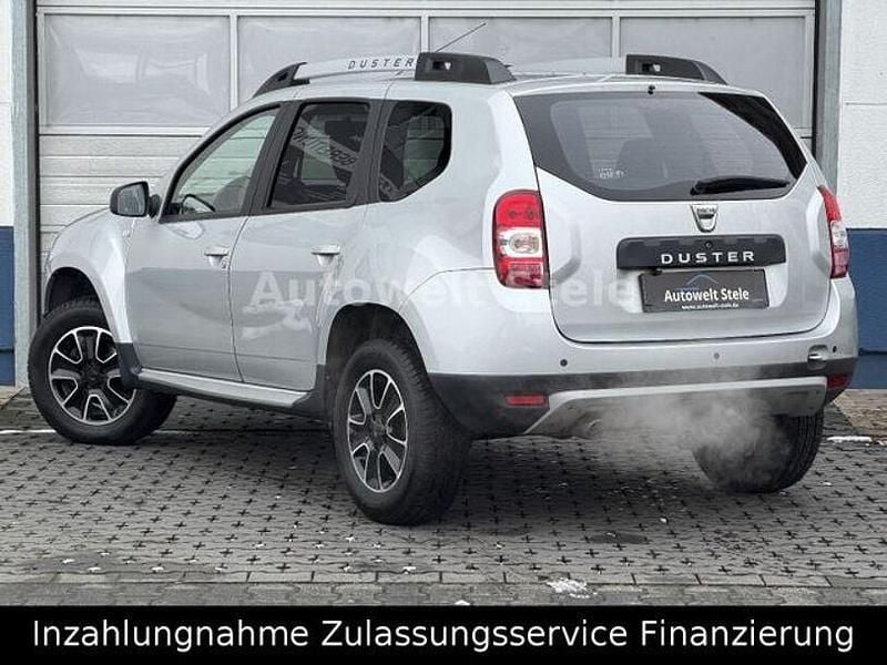 Gebraucht Dacia Duster Black Shadow 125 PS (91 kW) 2017 Silber SUV