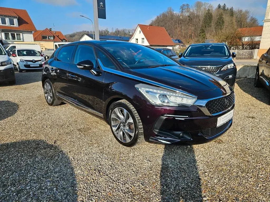 Gebraucht DS Automobiles DS5 179 PS (131 kW) 2016 Lackierung whisper oder purple Kleinwagen
