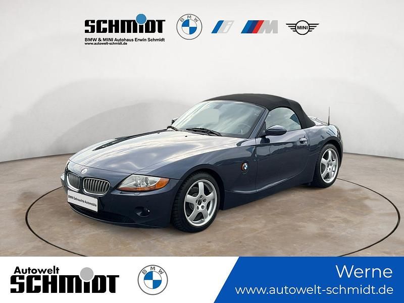Toledoblau Gebraucht 2004 BMW Z4 Sport Line Cabrio | 10.289 € - Bild 1/4