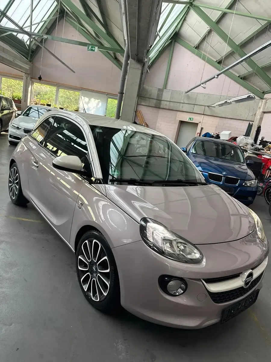 Gebraucht Opel Adam 87 PS (63 kW) 2014 Violet Kleinwagen