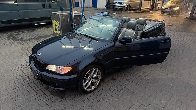 Gebraucht BMW 318 Cabriolet 150 PS (110 kW) 2006 Blau Cabrio