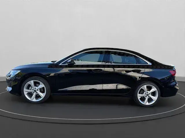 Gebraucht Audi A3 Advanced 150 PS (110 kW) 2025 Mythosschwarz Limousine