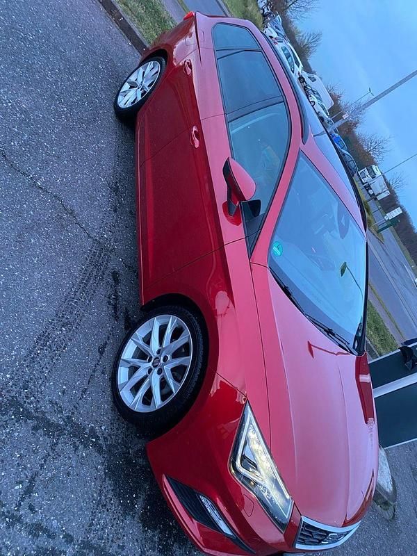 Usata Seat Leon FR 150 CV (110 kW) 2017 Rosso Station wagon