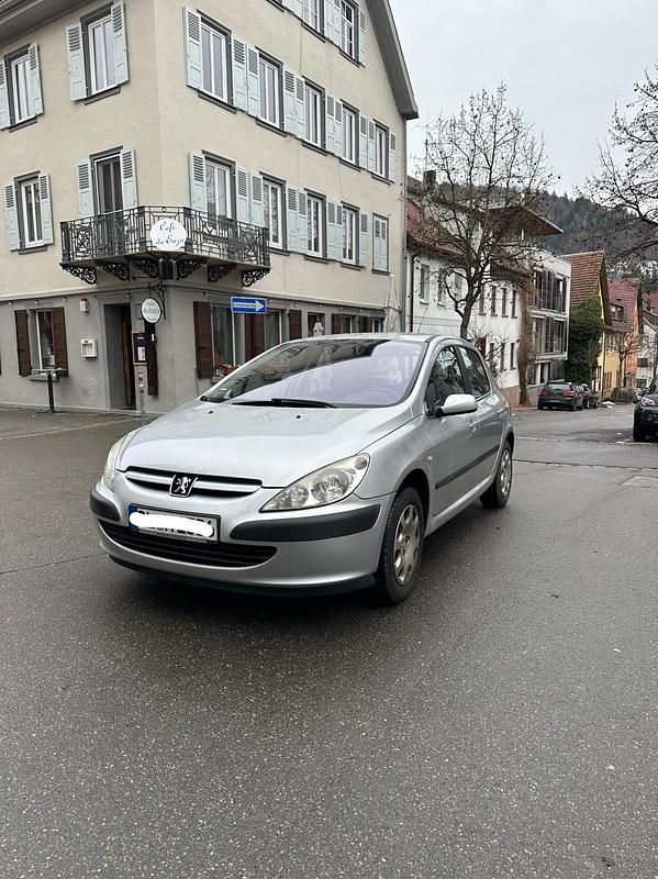 Gebraucht Peugeot 307 109 PS (80 kW) 2002 Silber Kleinwagen