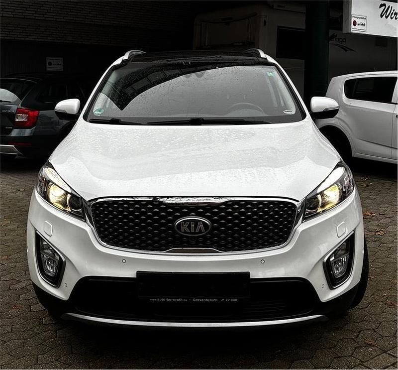 Gebraucht Kia Sorento 200 PS (147 kW) 2016 Weiß SUV
