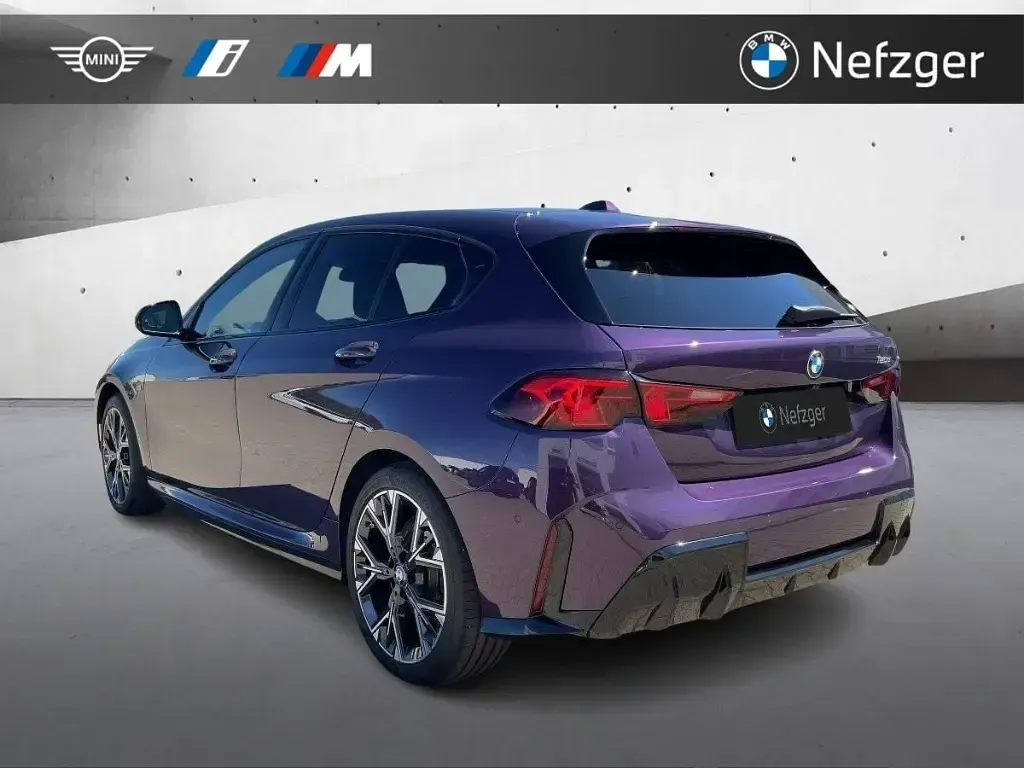 Gebraucht BMW 120 M Sport 163 PS (119 kW) 2025 Violett Kleinwagen