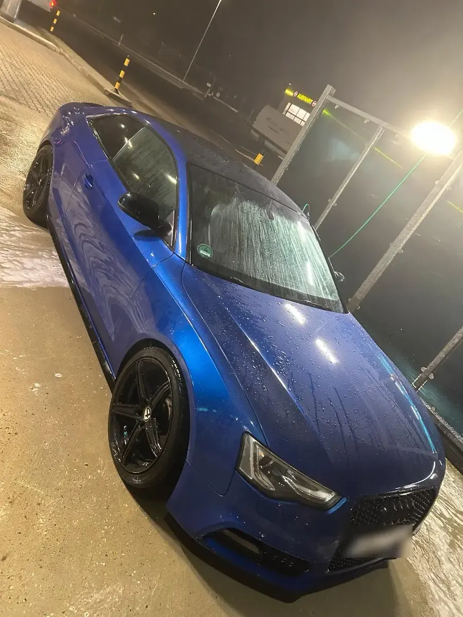 Second-hand Audi A5 Competition 177 CP (130 kW) 2013 Albastru Coupe