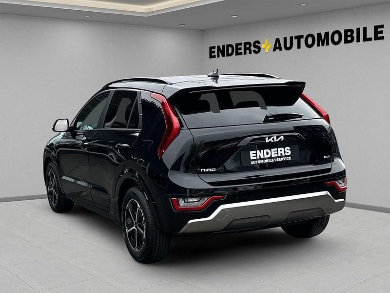Neu Kia Niro Vision 128 PS (94 kW) 2025 Schwarz SUV