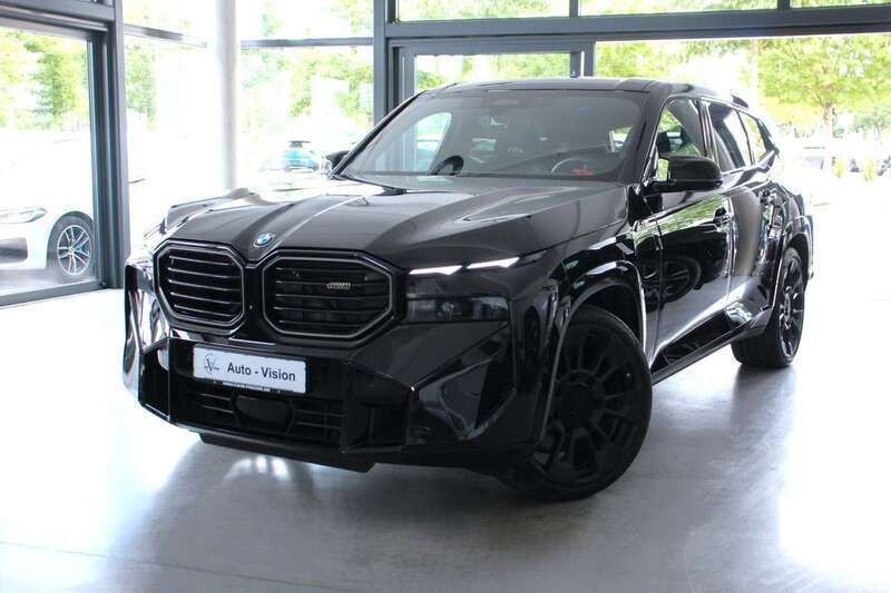 Schwarz Gebraucht 2024 BMW XM Shadowline SUV | 114.900 € (Superpreis) - Bild 1/3