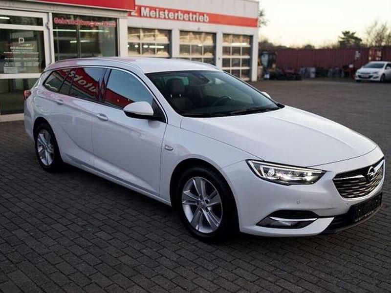 Gebraucht Opel Insignia Innovation 165 PS (121 kW) 2019 Weiß Limousine