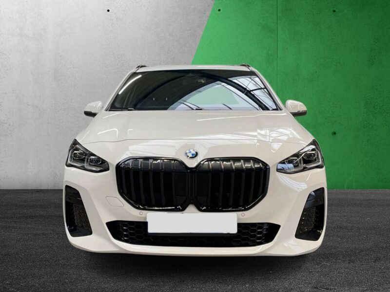 Gebraucht BMW 223 Active Tourer M Sport 218 PS (160 kW) 2024 Weiß Van / Kleinbus