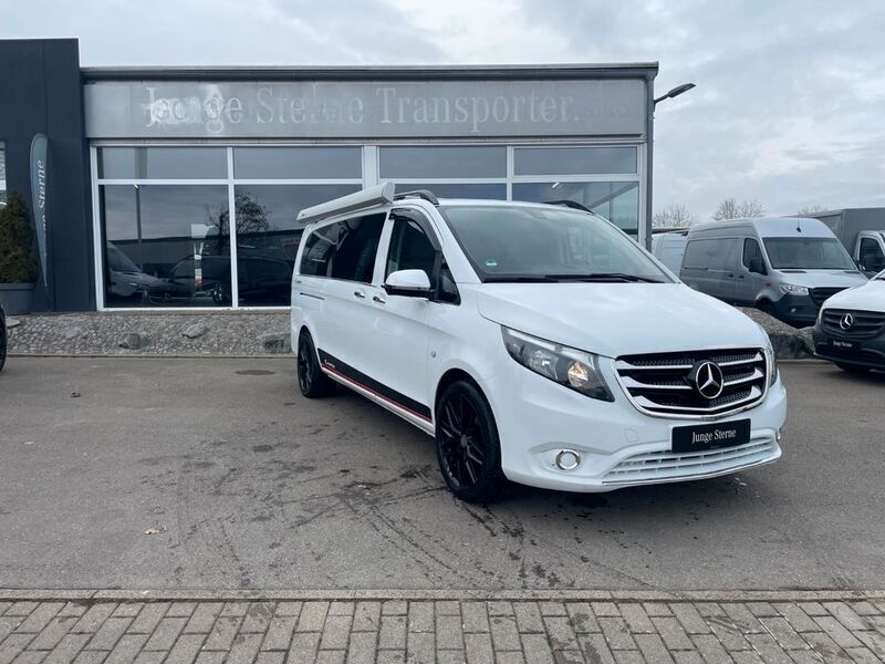 Weiß Gebraucht 2018 Mercedes Vito Van / Kleinbus | 37.970 € - Bild 1/4