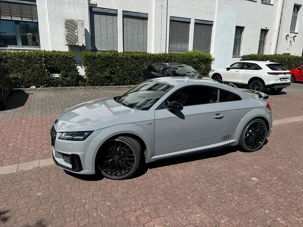 Gebraucht Audi TT Competition 197 PS (144 kW) 2021 Grau Coupé