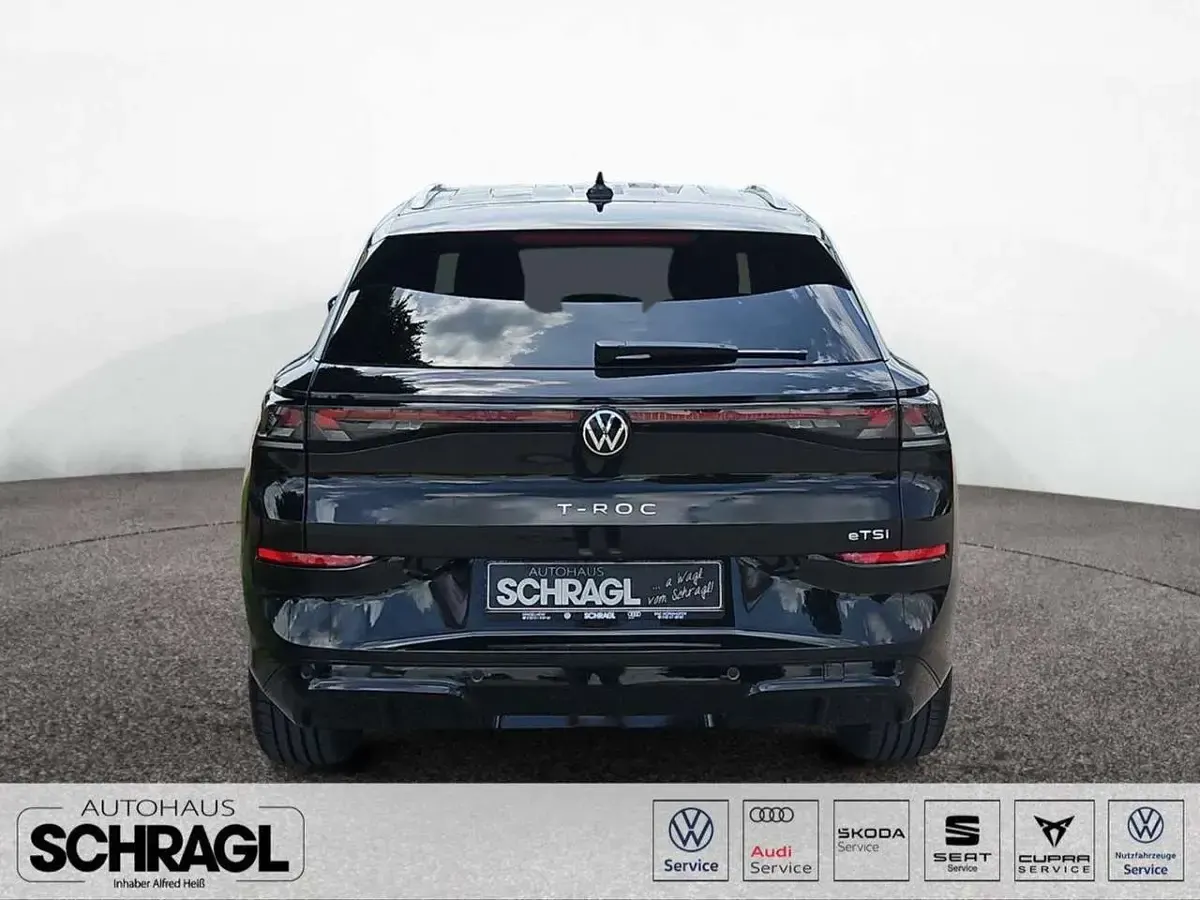 Neu VW T-Roc R-line 150 PS (110 kW) 2026 Grenadillschwarz metallic SUV
