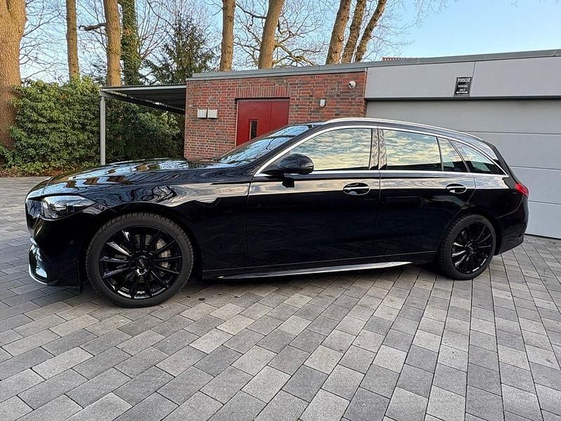 Gebraucht Mercedes C300 AMG line 258 PS (189 kW) 2024 Schwarz Limousine