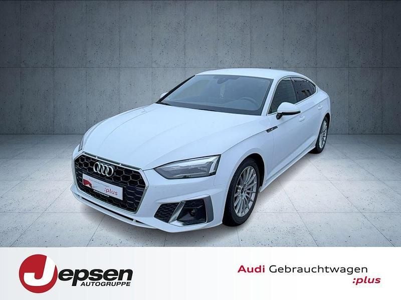Ibisweiß Gebraucht 2023 Audi A5 Sportback S-Line Kleinwagen | 36.880 € (Superpreis) - Bild 1/4