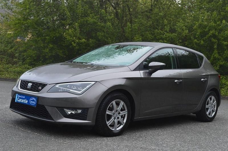 Usata Seat Leon FR 125 CV (91 kW) 2017 Grigio Berlina