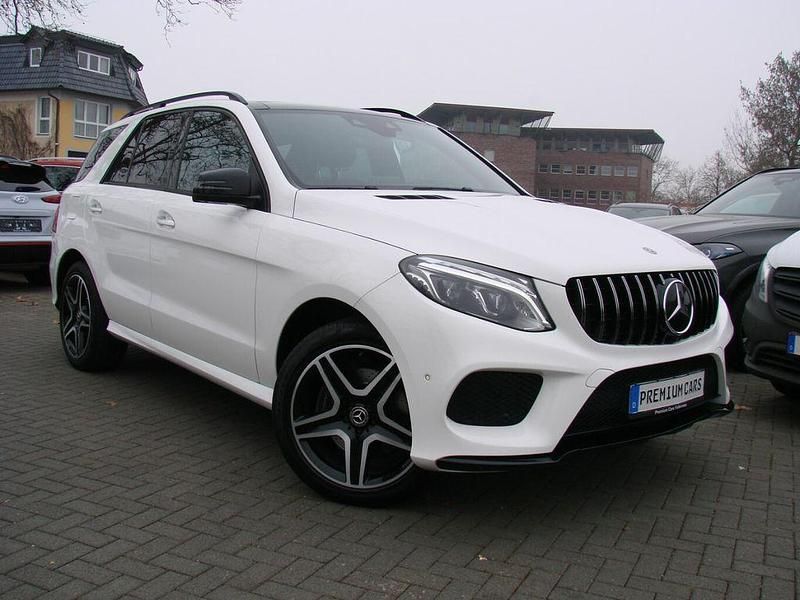 Polarwhite Gebraucht 2018 Mercedes GLE350 AMG SUV | 42.980 € (Etwas zu teuer) - Bild 1/4