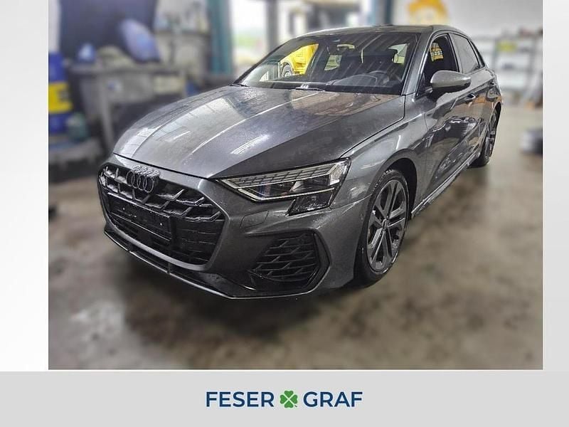 Daytonagrau perleffekt Gebraucht 2024 Audi S3 Ambiente Limousine | 39.980 € (Superpreis) - Bild 1/1