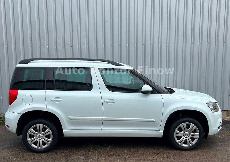Gebraucht Skoda Yeti Cool Edition 110 PS (80 kW) 2016 Weiß SUV