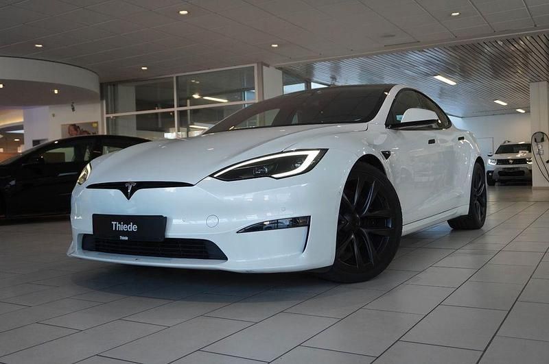 Gebraucht Tesla Model S Long Range AWD 492 kW (670 PS) 2023 Pearl white multicoat Kleinwagen