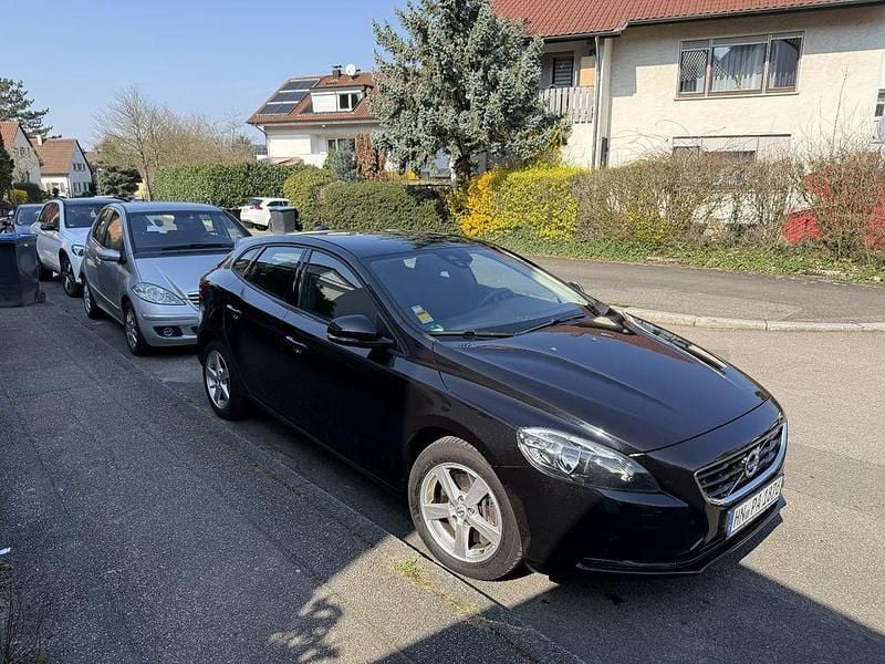 Gebraucht Volvo V40 150 PS (110 kW) 2015 Schwarz Limousine