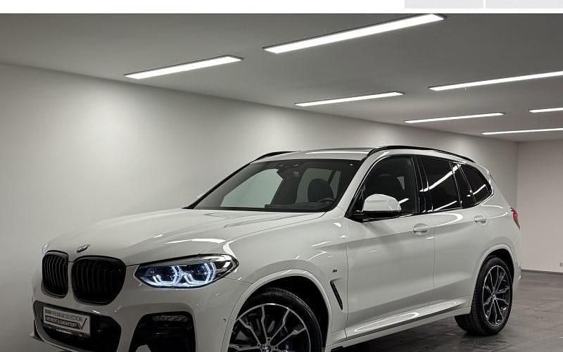 Weiß Gebraucht 2021 BMW X3 Efficient Dynamics SUV | 46.850 € (Fairer Preis) - Bild 1/4