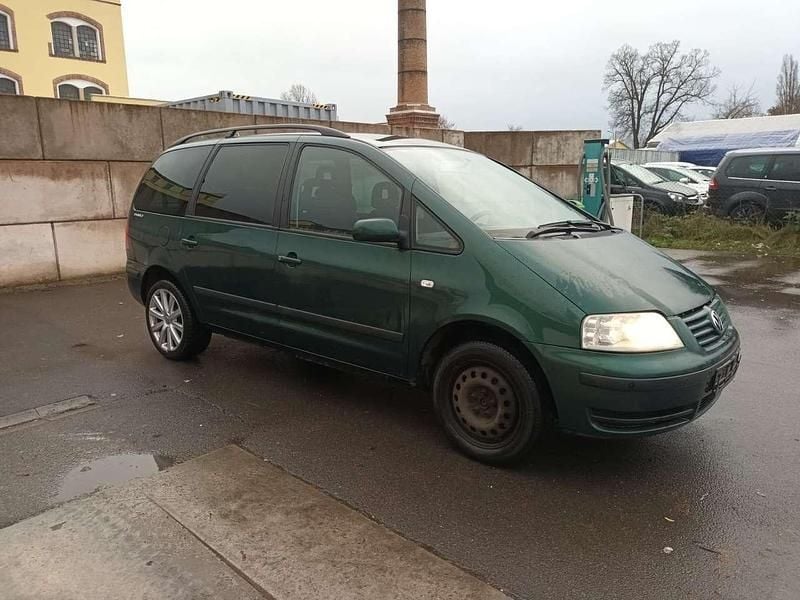 Grün Gebraucht 2002 VW Sharan Van / Kleinbus | 1.400 € (Guter Preis) - Bild 1/4