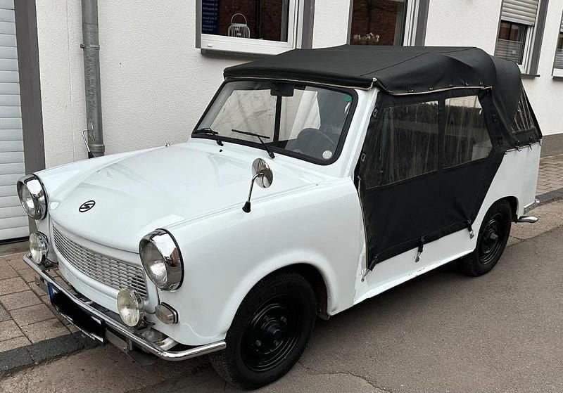 Weiß Gebraucht 1963 Trabant 601 Cabrio | 7.990 € - Bild 1/4
