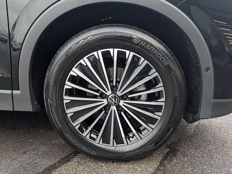 Neu VW Tiguan IQ Drive 150 PS (110 kW) 2026 Grün SUV